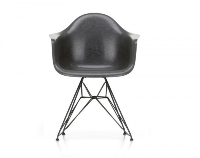 Eames fiberglass armchair DAR