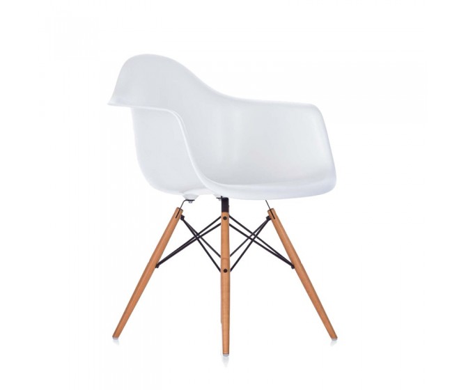 Eames Plastic Armchair DAW